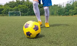 Jak skleić piłkę nożną i uniknąć kosztownych napraw