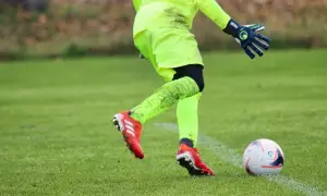 Oberliga zarobki: ile naprawdę zarabiają piłkarze w tej lidze?