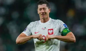 Ile zarabia Lewandowski w reprezentacji Polski? Zaskakujące kwoty!