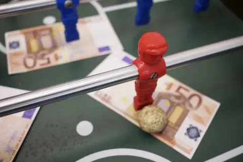 Popularność zakładów sportowych w Polsce – co przyciąga fanów piłki?