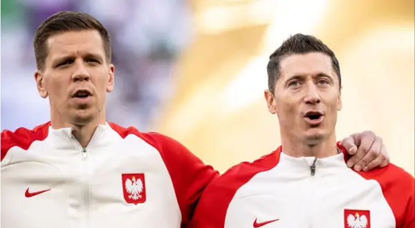 Ile zarabiają piłkarze w Polsce? Zaskakujące fakty o wynagrodzeniach