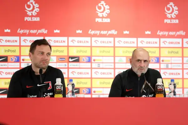 Michał Kwiatkowski, trener reprezentacji Polski w piłce nożnej, podczas konferencji prasowej PZPN.
